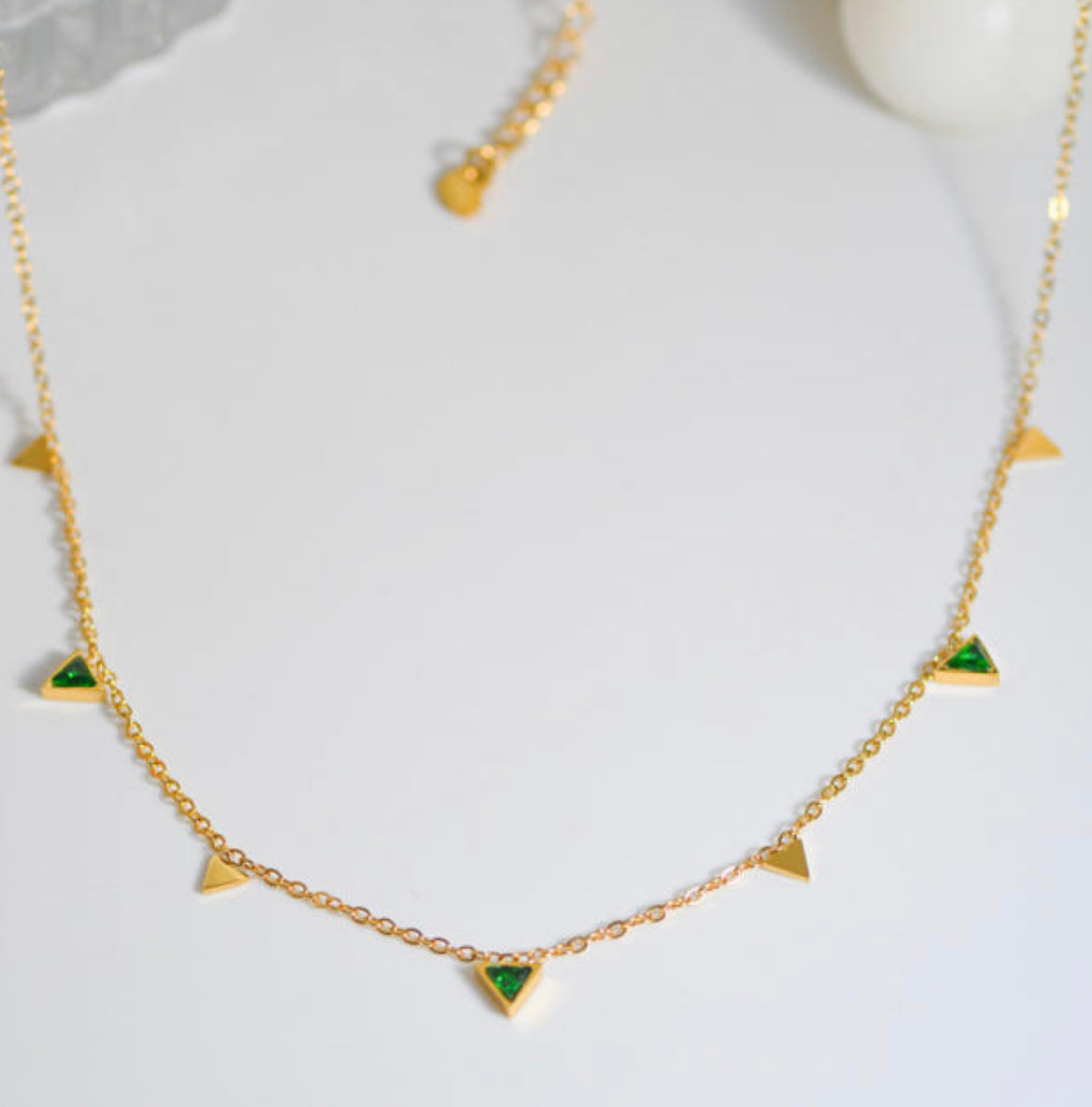 STAINLESS STEEL NECKLACE TRIANGLE