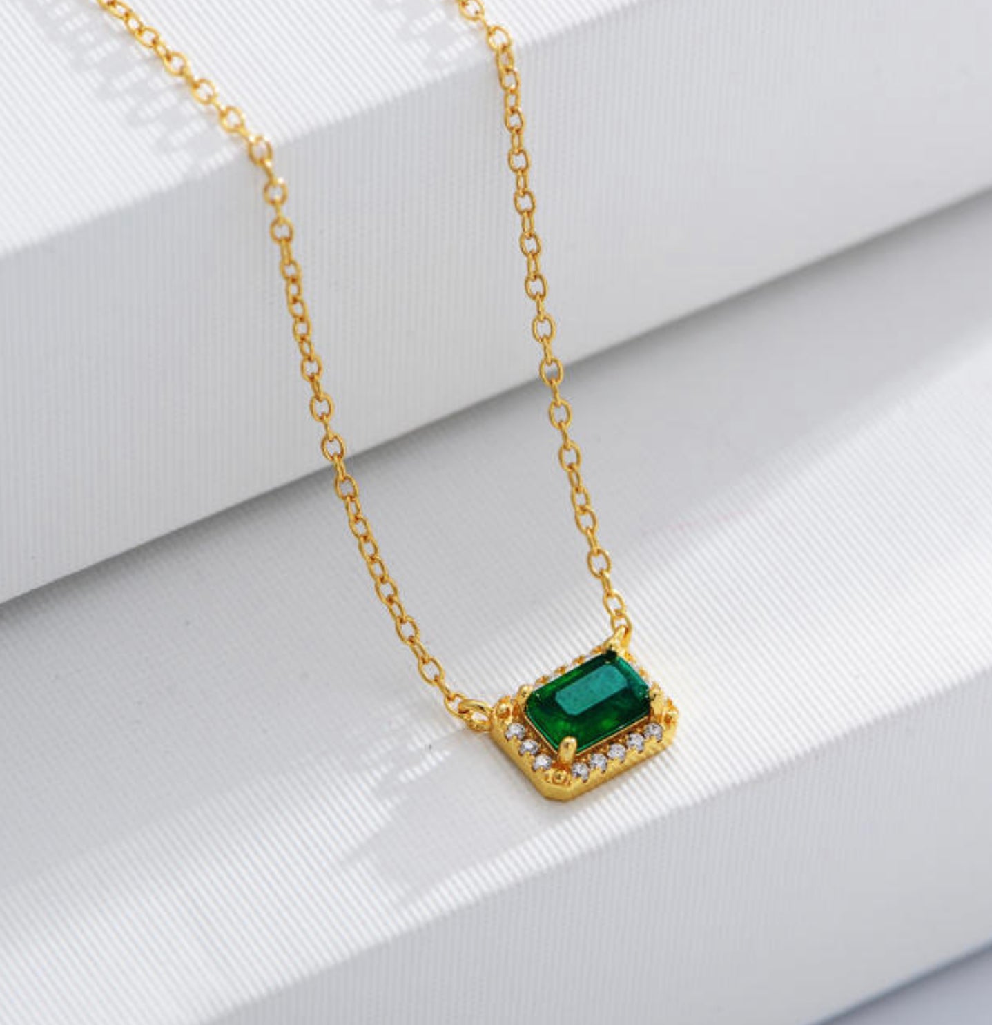 EMERALD NECKLACE