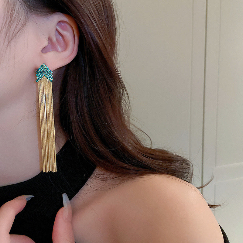 TASSEL COLOR DIAMOND EARRINGS