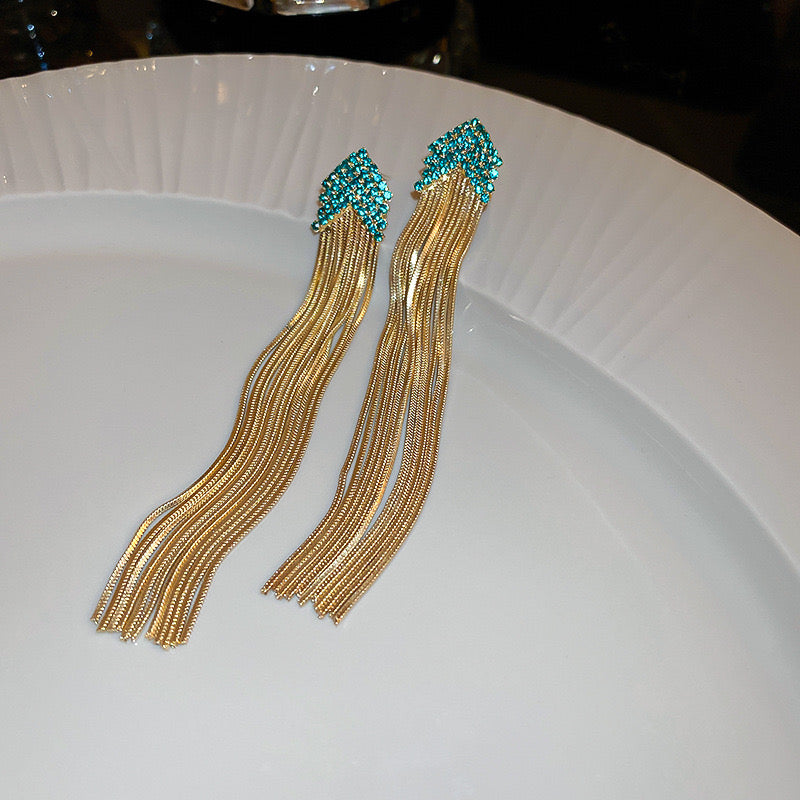 TASSEL COLOR DIAMOND EARRINGS