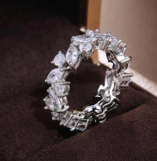 LEAF RING