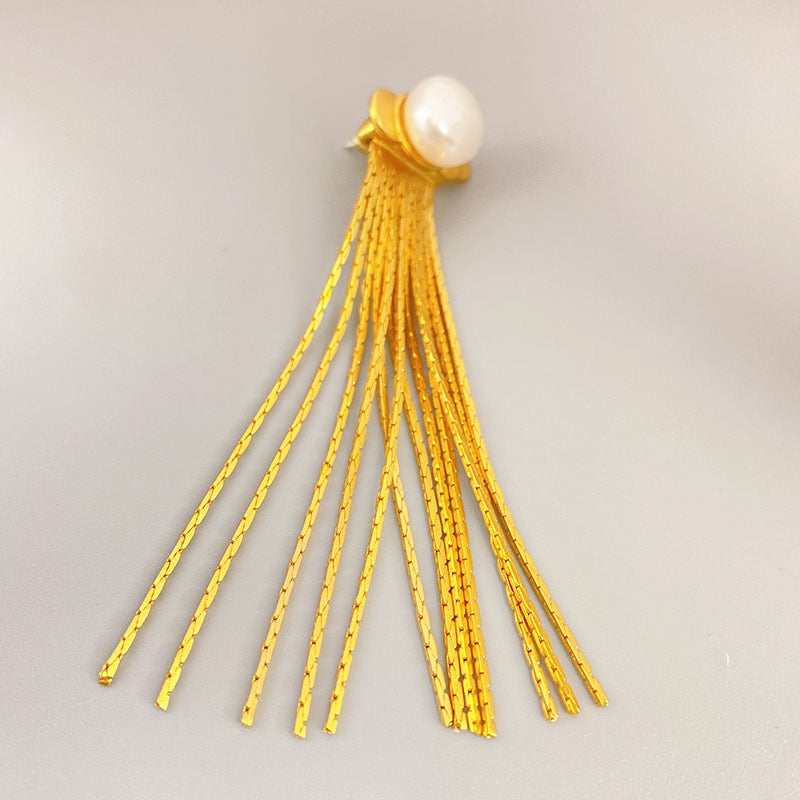 PEARL TASSEL EARRINGS