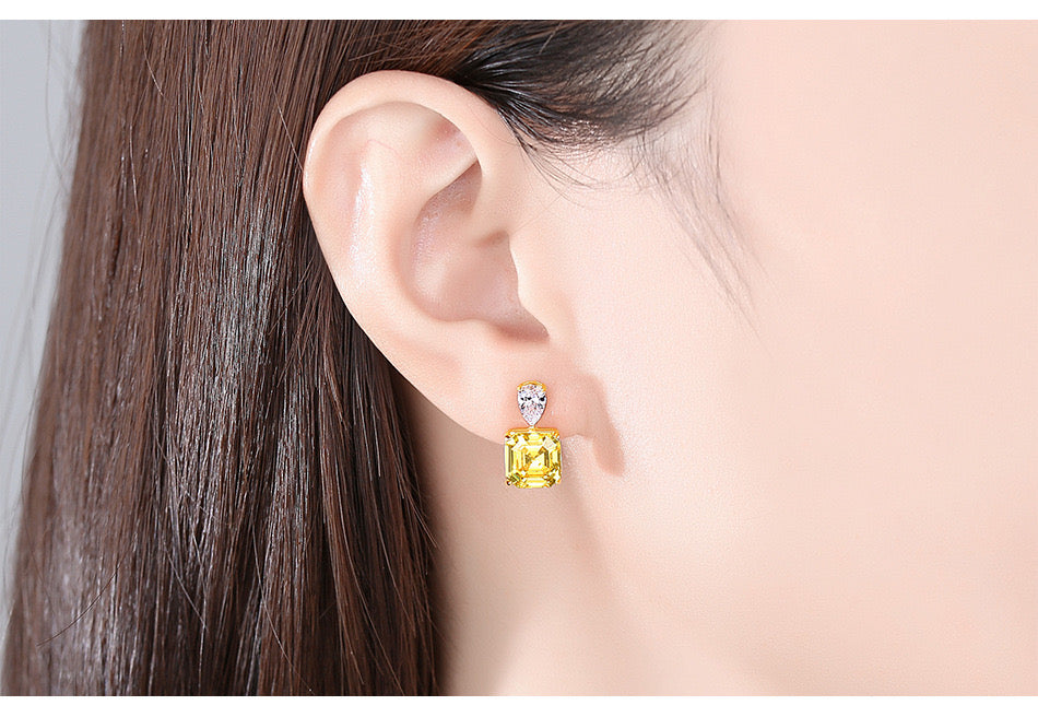 SQUARE EARRINGS