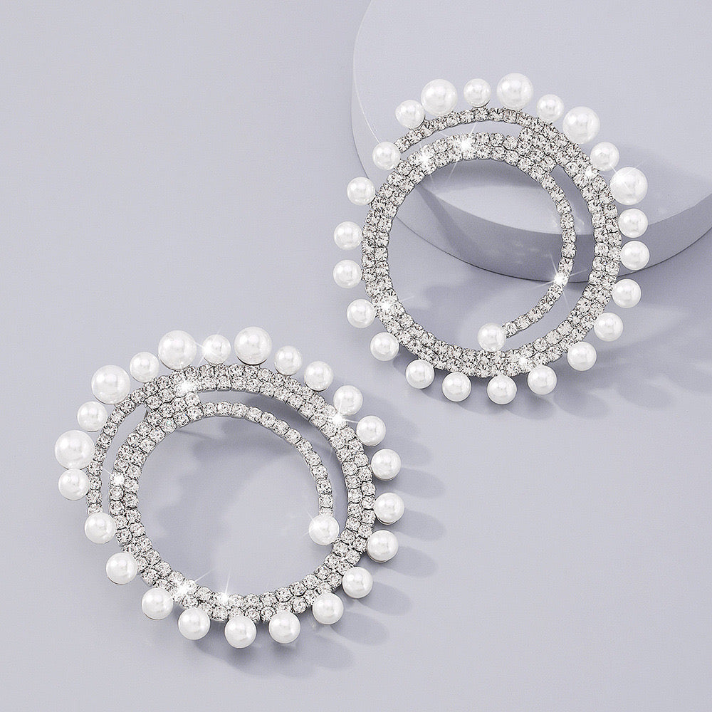 BIG HOOP EARRINGS